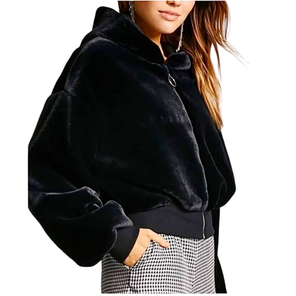 Forever 21 faux fur hooded jacket size large